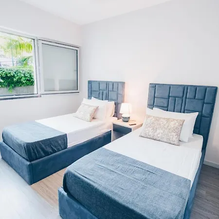 Elephant By Wanderlust Madeira - 2br With Terrace, Side Sea View And Pool Access *