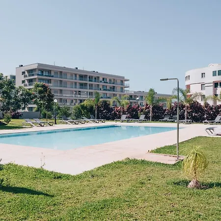 Apartment Elephant 2br With Terrace, Side Sea View And Pool Access *