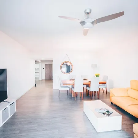 Elephant By Wanderlust Madeira - 2br With Terrace, Side Sea View And Pool Access *