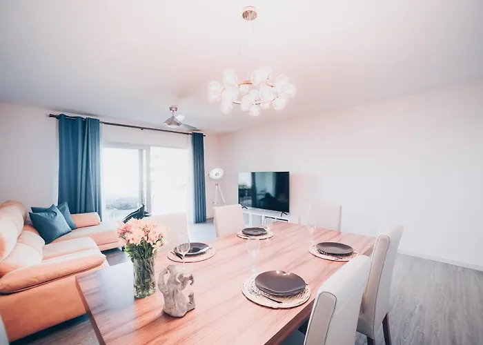 Διαμέρισμα Elephant By Wanderlust Madeira - 2br With Terrace, Side Sea View And Pool Access